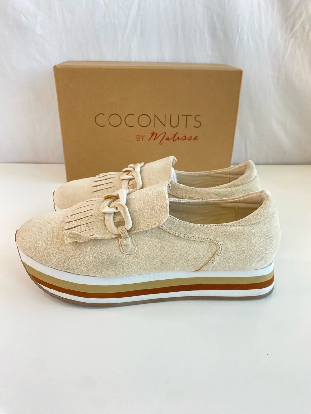 Coconuts by Matisse Bess Beige Ivory Suede Platform Loafers Sneakers Shoes Sz 9